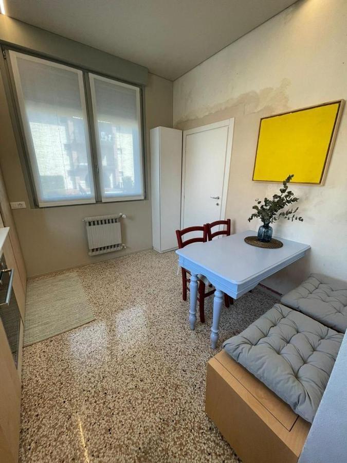 La Mirage Appartement Desenzano del Garda Buitenkant foto
